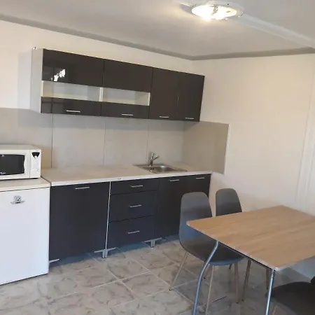 Napsugár Apartman
